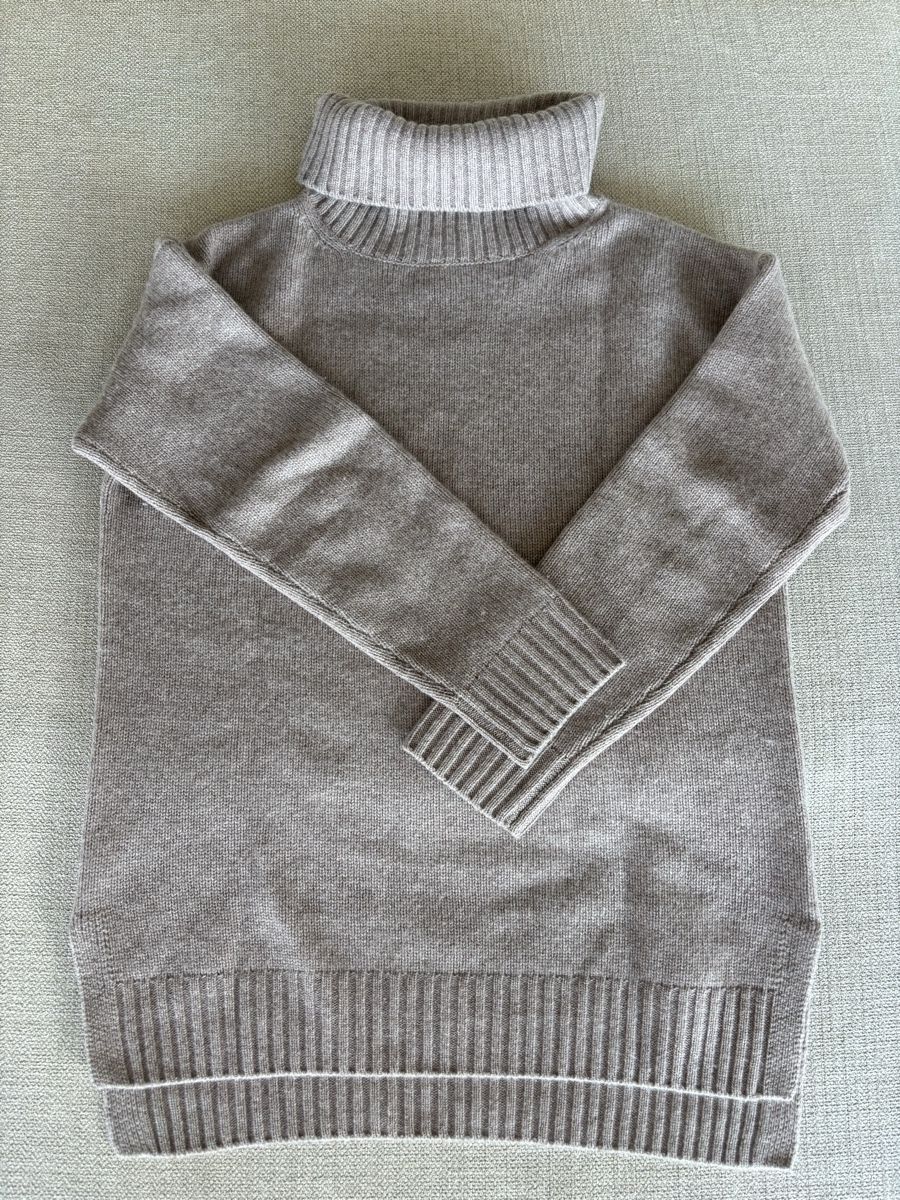 Pullover & Sweatshirts: Burger Kaschmirpullover – Gebraucht aus Walchwil von Ca_st26