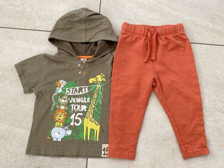 Kleiderset: Shirt und Hose für Baby Gr. 74/80. Unisex.
