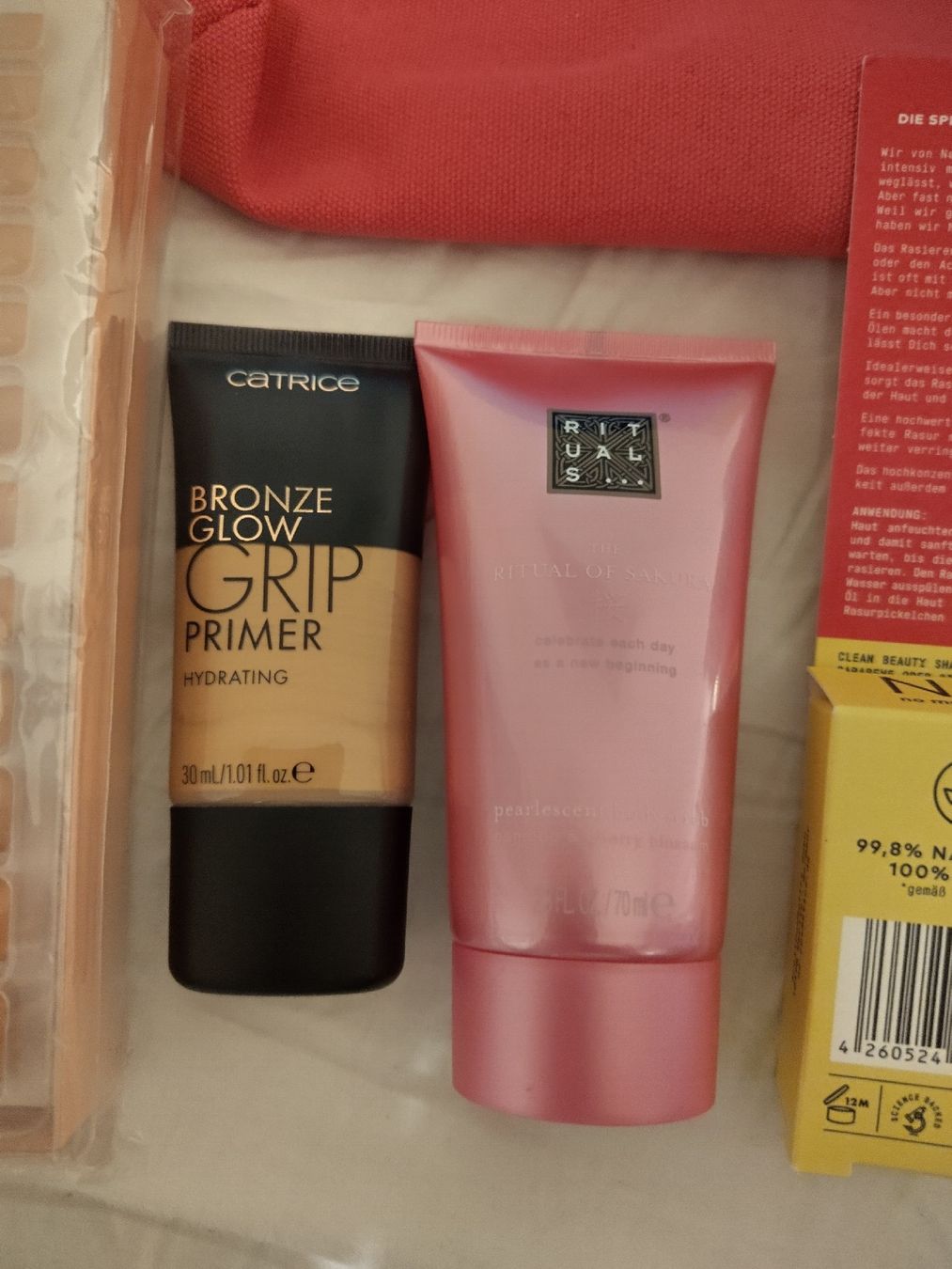 Custodie per cosmetici: schönes neues Kosmetik Set mit nessessaire – Nuovo e nell'imballaggio originale da Kloten venduto da Kloten76 2