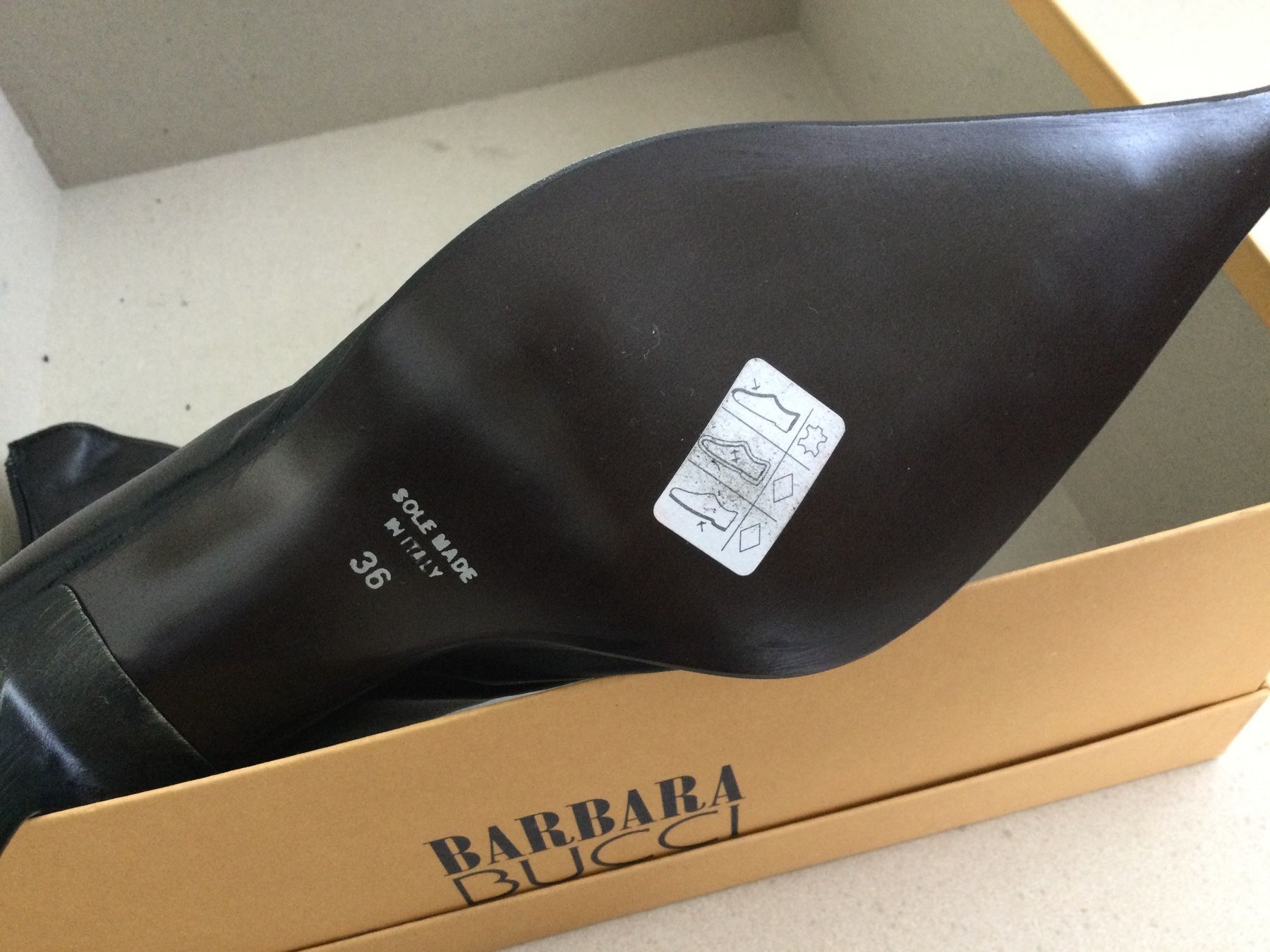 Scarpe da donna: Neue schwarze Lederstiefeletten, Grösse 36 – Nuovo e nell'imballaggio originale da Baar venduto da negombo 6