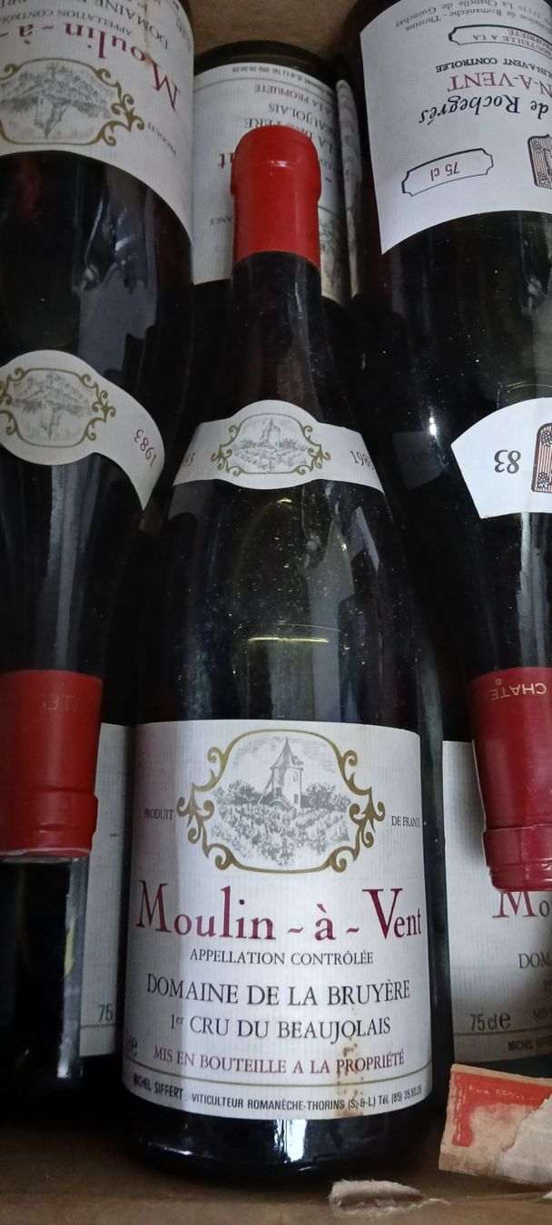 Vino: 12 Fl. MOULIN-à-VENT 1983 Appellation controllée – Nuovo (secondo la descrizione) da Schinznach-Bad venduto da Chico_Bo 2