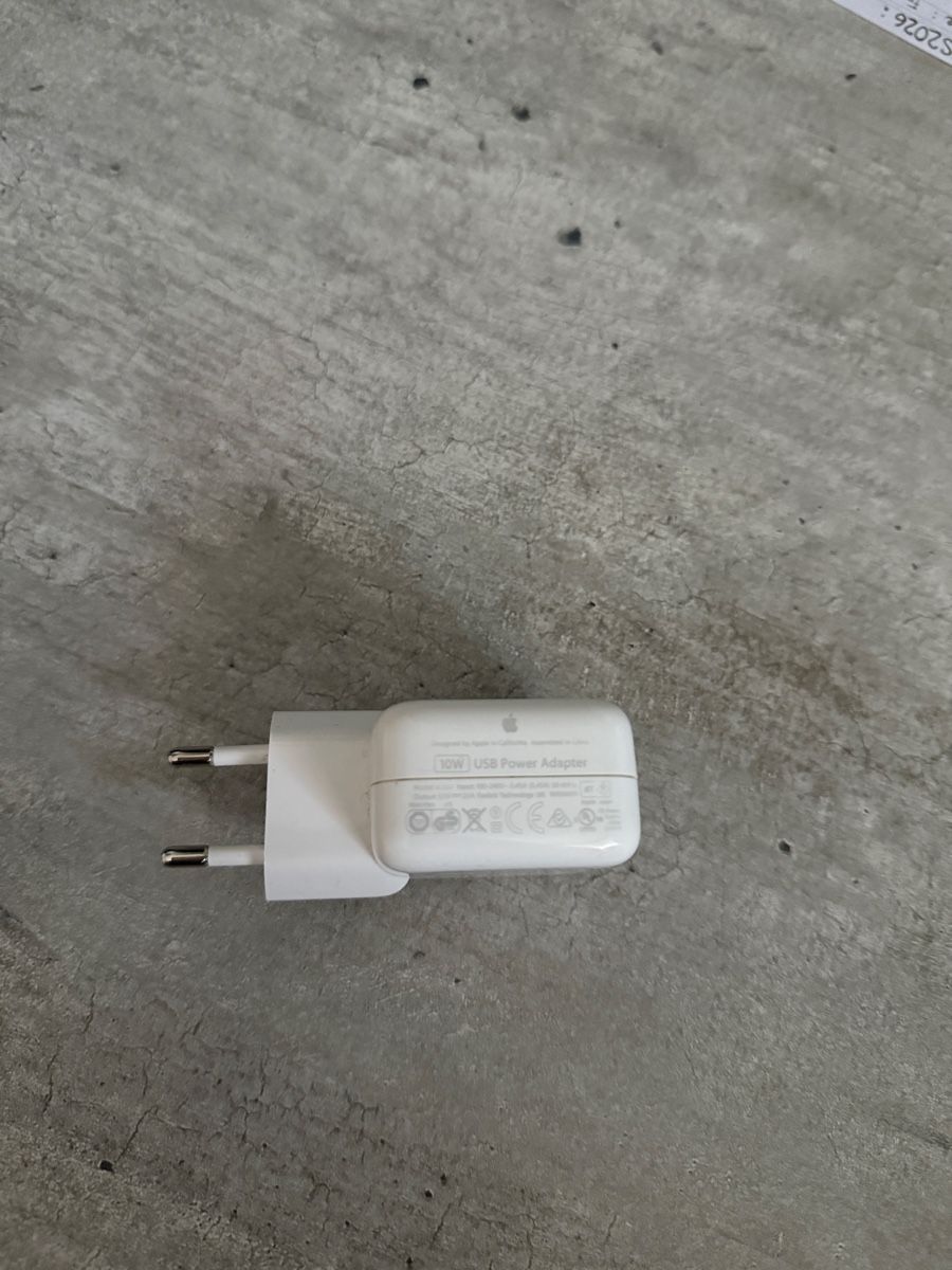 Caricabatterie: Apple 10W Adapter USB  – Usato da Bern venduto da eli_qb68