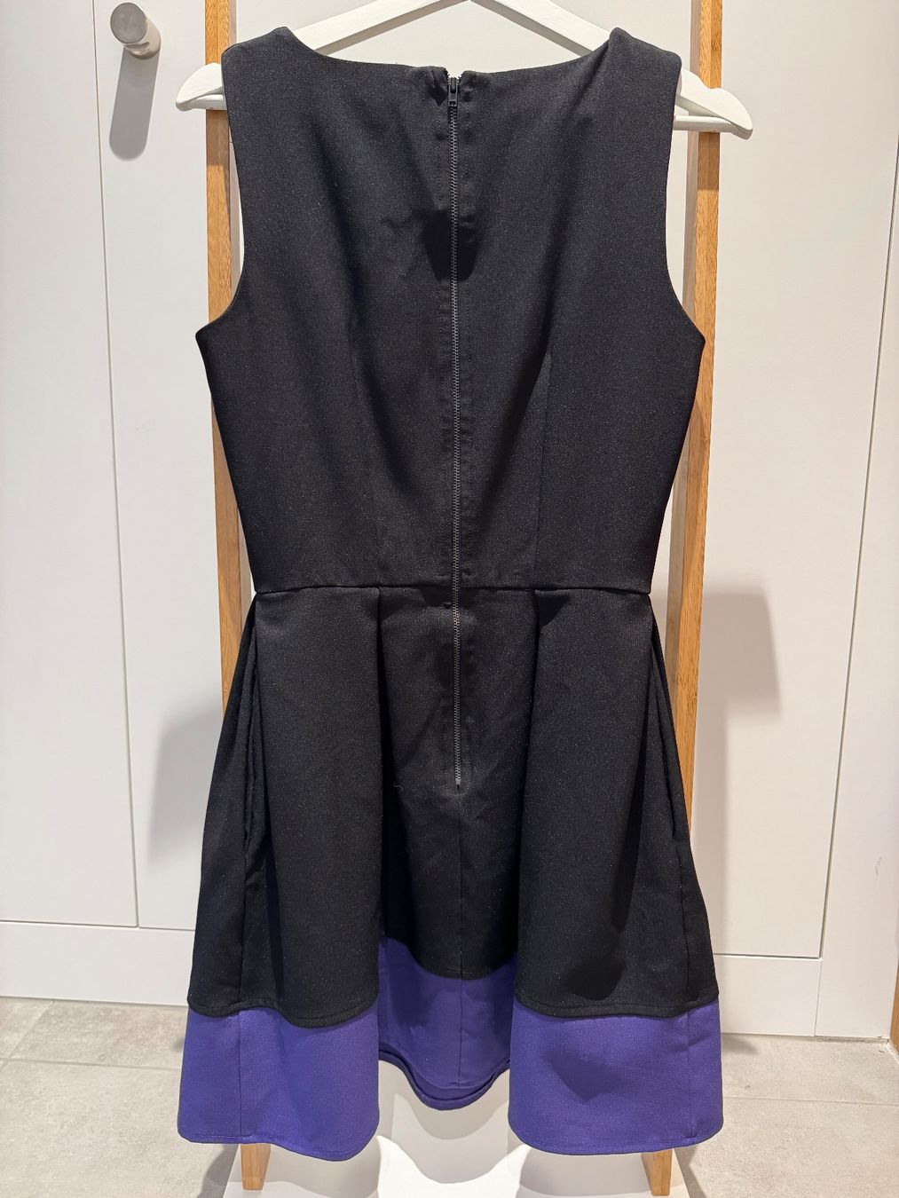 Closet London Vestiti: Schwarzes Closet Kleid, Grösse UK10 – Usato da Aarau venduto da Ruta_Ra 1
