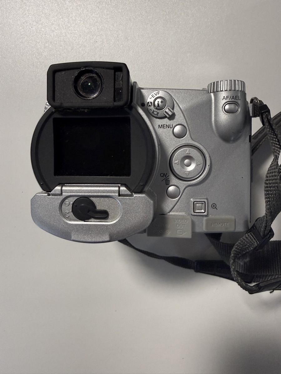 Minolta Fotocamera: Ensemble Appareil Photo Numérique Minolta DiMAGE 7  – Usato da Ardon venduto da Momovs99 7