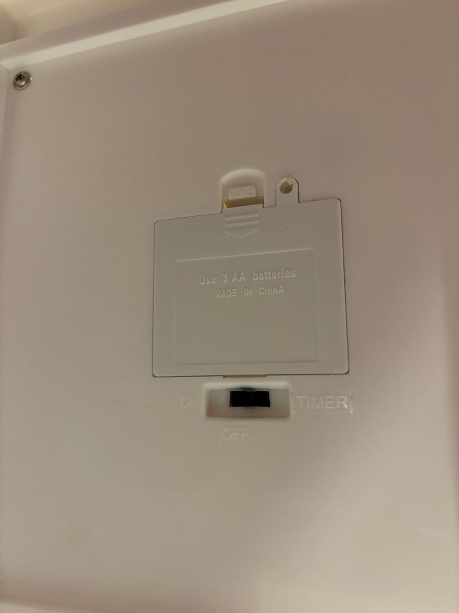 Lanternes: Laterne weiss mit 3 LED Kerzen Timer Funktion – D'occasion à Herzogenbuchsee par ameise02 2