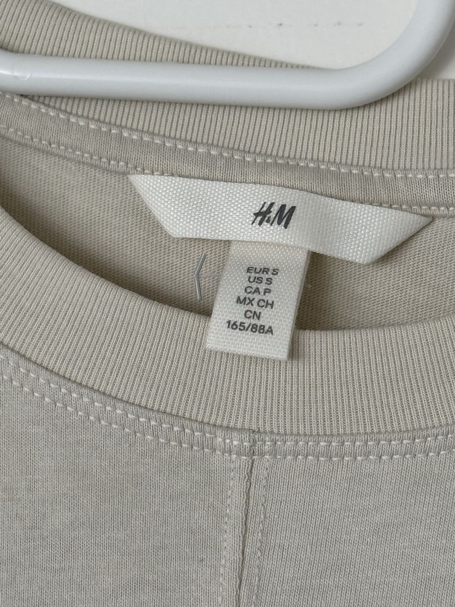 H&M Tops: Haut – D'occasion à Monthey par sen_6ckr 1