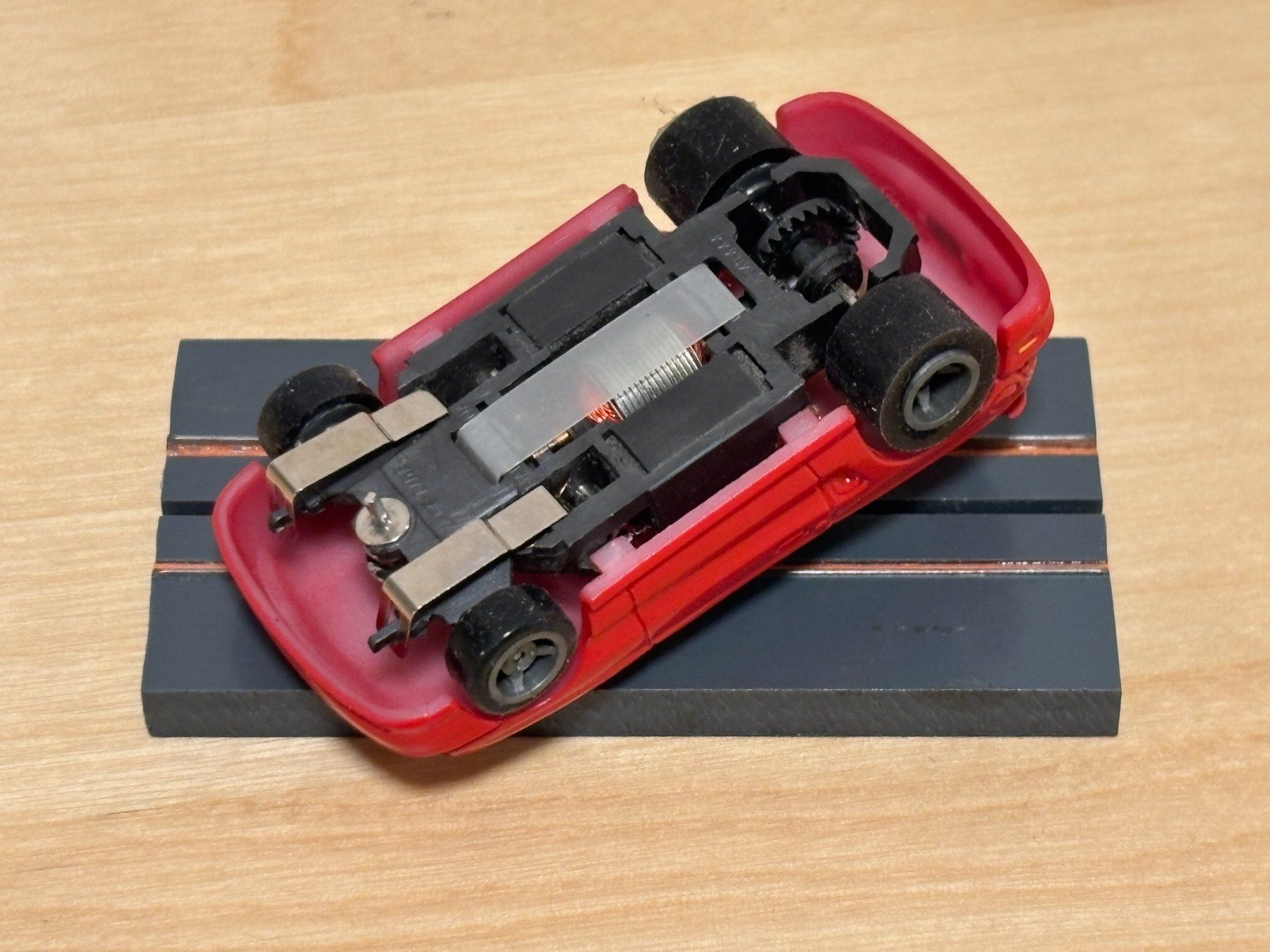 Piste: LifeLike Ford Mustang rot – Nuovo (secondo la descrizione) da Bülach venduto da h0slotch 8