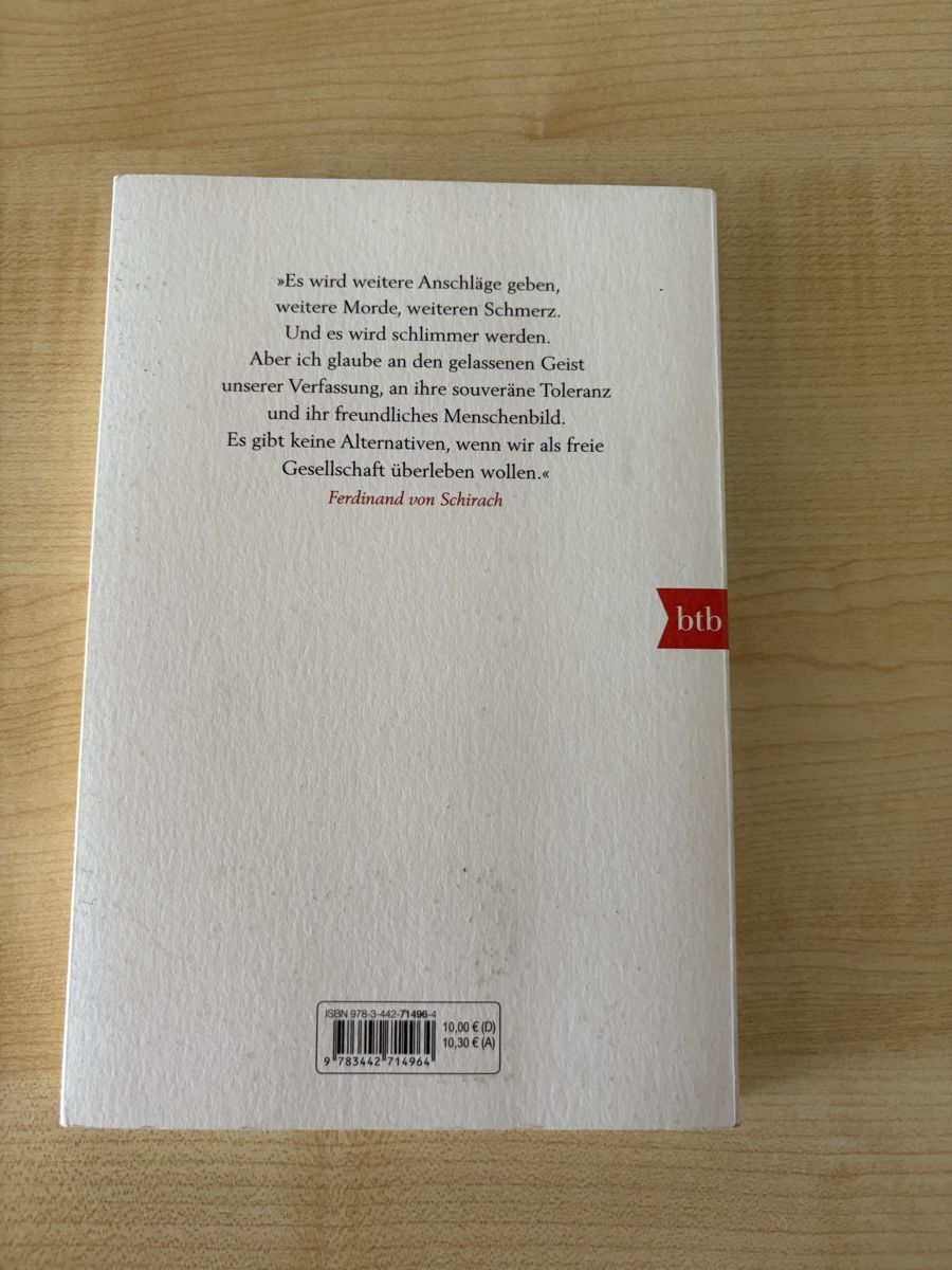 Livres: Terror, Ferdinand von Schirach – D'occasion à Fribourg par jer_p6kc 1