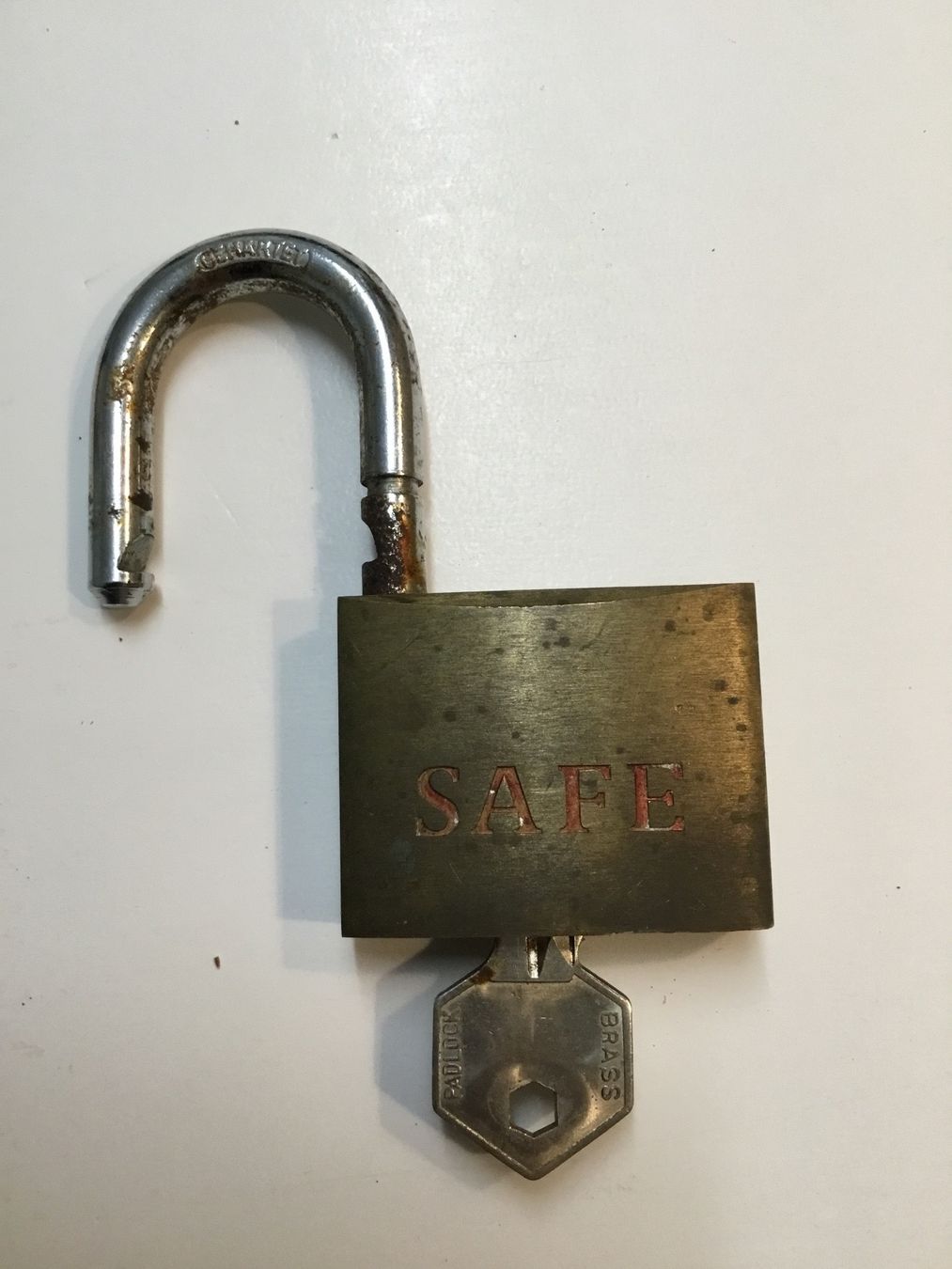 Lucchetti: Vorhängeschloss von Safe – Usato da Kreuzlingen venduto da Schuggerman 2