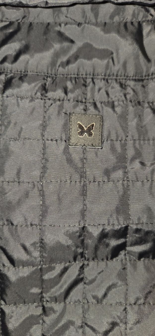 Max Mara Cappotti: Schwarze Steppjacke Weekend MaxMara Gr. 40/42  – Nuovo (secondo la descrizione) da Busswil BE venduto da Angy1974 4