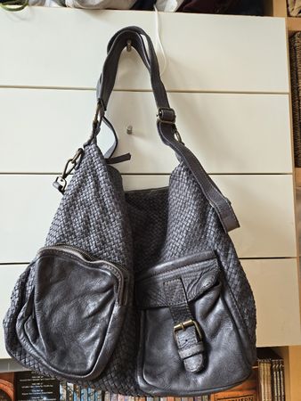 Schöne blau/graue Tasche