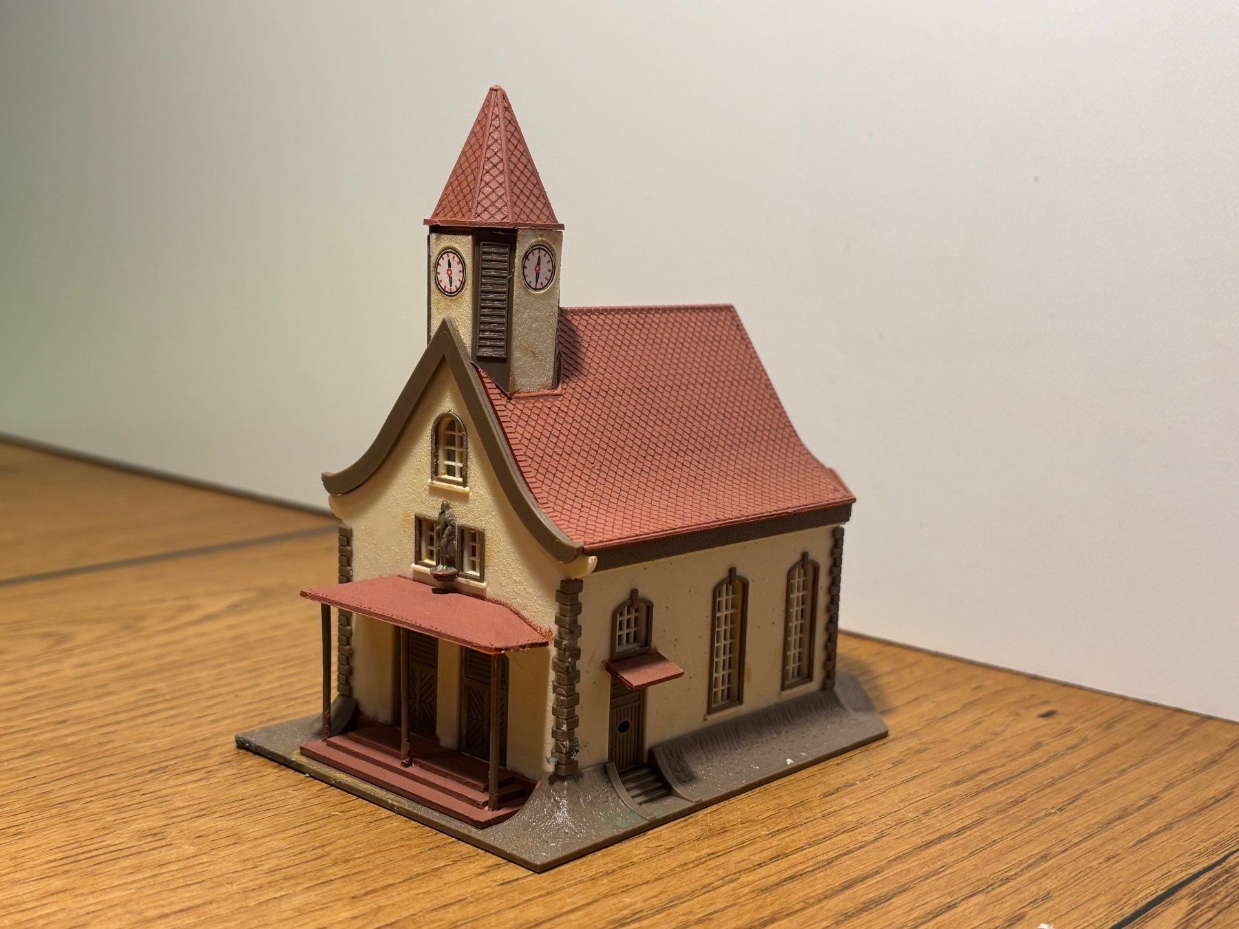 Modellini di ferrovie: G308: Kirche (Spur N) – Usato da Birsfelden venduto da Birs_25