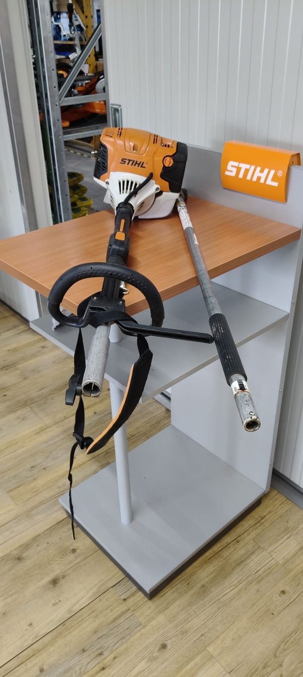 Stihl Tutte le macchine: KM131R Stihl Kombimotor – Usato da Sutz venduto da Shop_LehmannGT