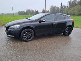 Volvo V40 T4 R-Design