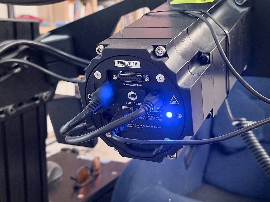 Biciclette: Simucube 2 Ultimate 32Nm + Cube Controls GT Pro USB – Usato da Stabio venduto da cmarsili 1