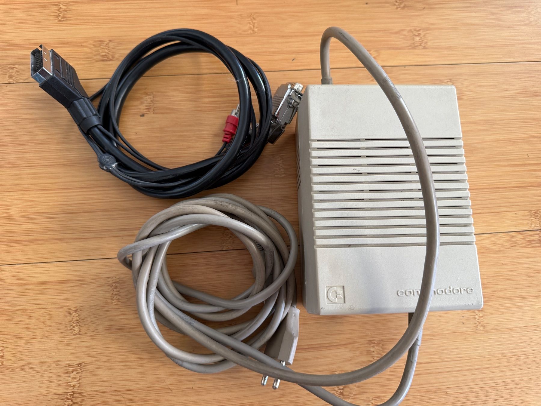 Commodore PC: Commodore Amiga 500 – Usato da Gordola venduto da heli-teck 3
