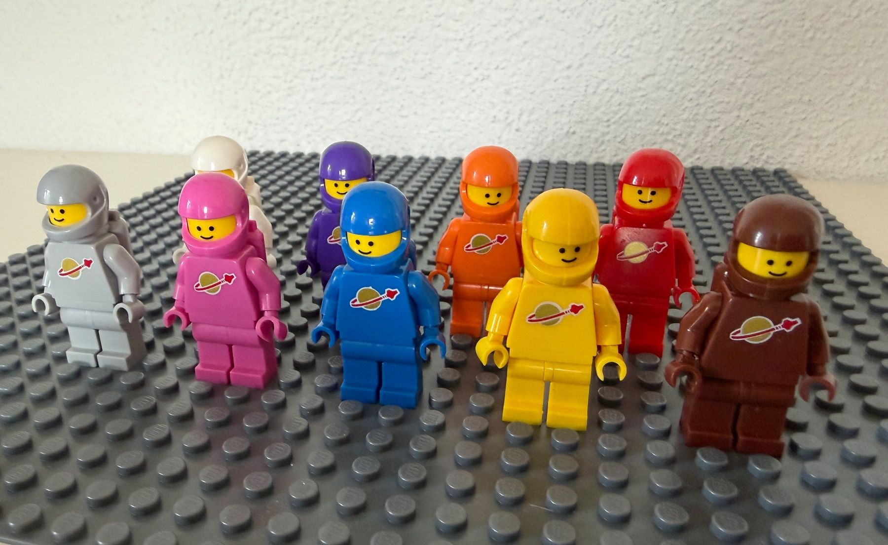 Lego Statuette: *LEGO KOMP* Minifigur Classic Spaceman Set – Nuovo (secondo la descrizione) da Aarau venduto da Ahoffa 2