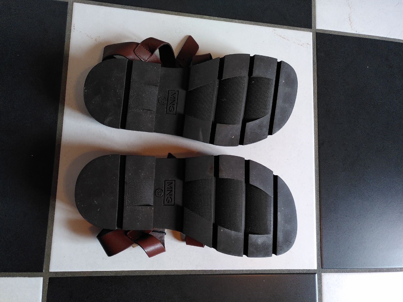 Mango Scarpe da donna: Sandales Mango neuves – Nuovo (secondo la descrizione) da La Neuveville venduto da aud_bt2b 1