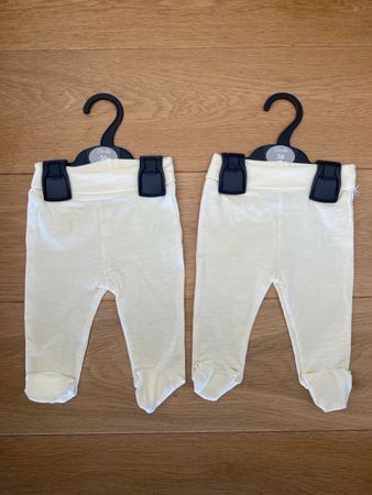 Babyhose mit Füsschen Gr.56