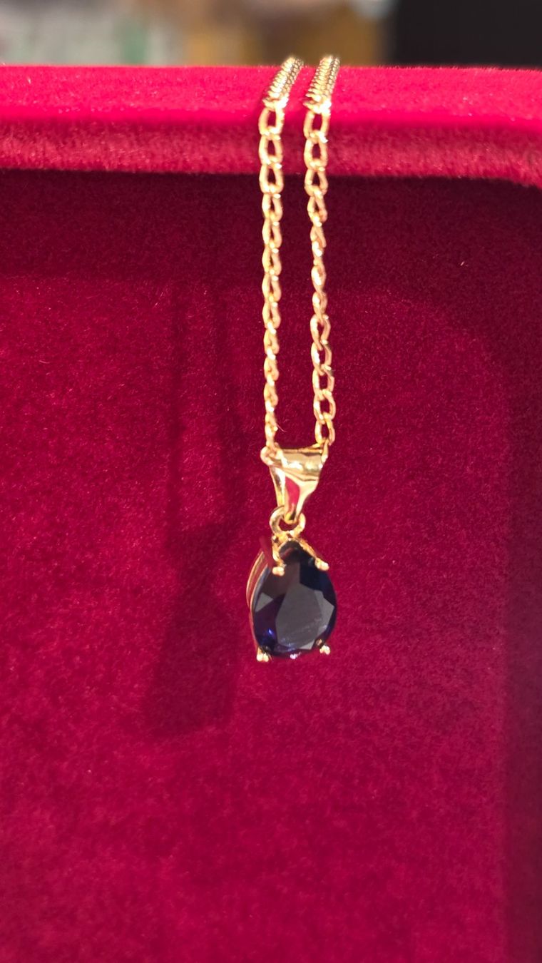 Catenine: Saphir Halskette und 9k Gold – Nuovo e nell'imballaggio originale da Hemmental venduto da BlingBling1