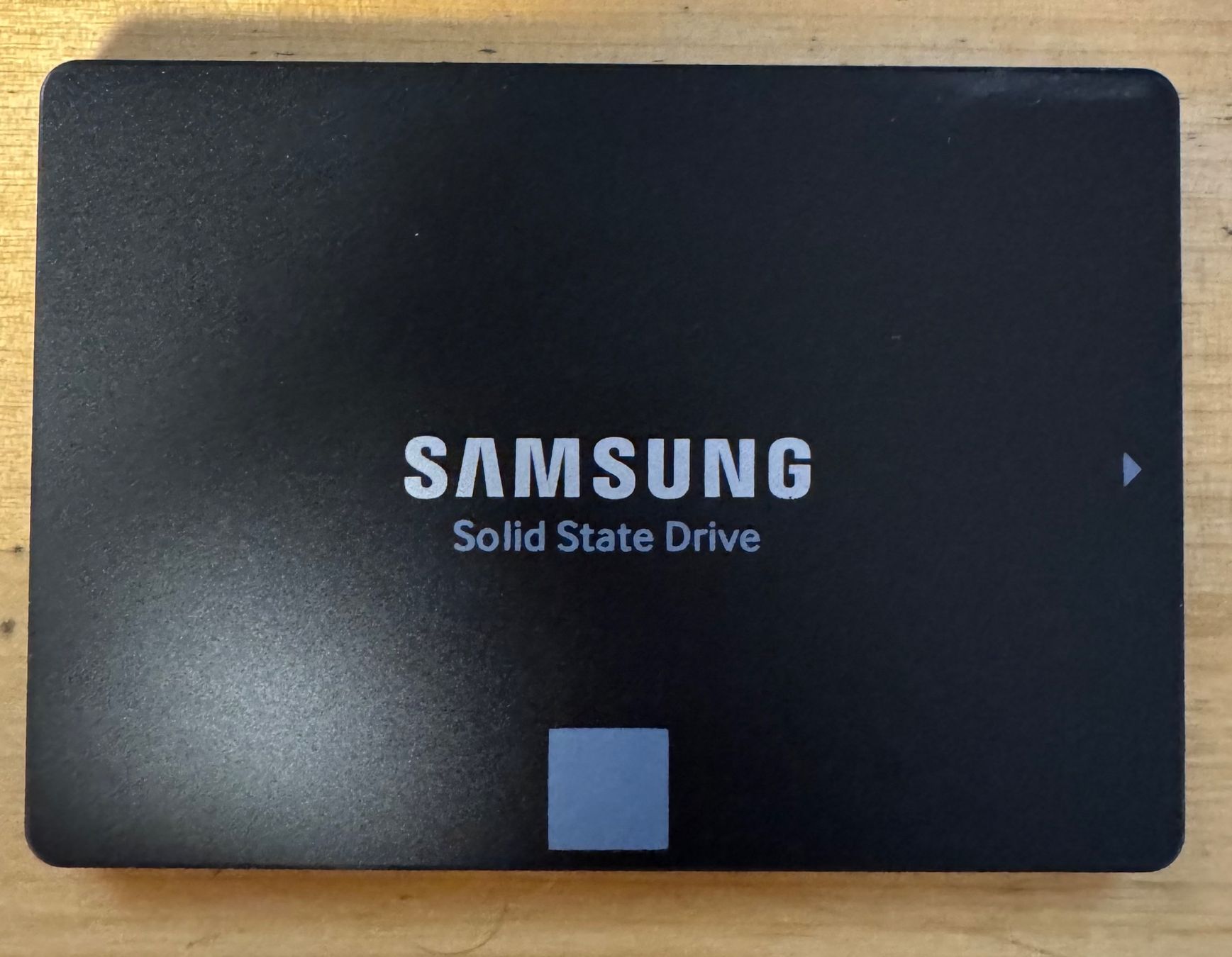 Samsung Dischi rigidi: SSD Samsung 850EVO, 120 Go – Usato da Chapelle (Glâne) venduto da Lochinver