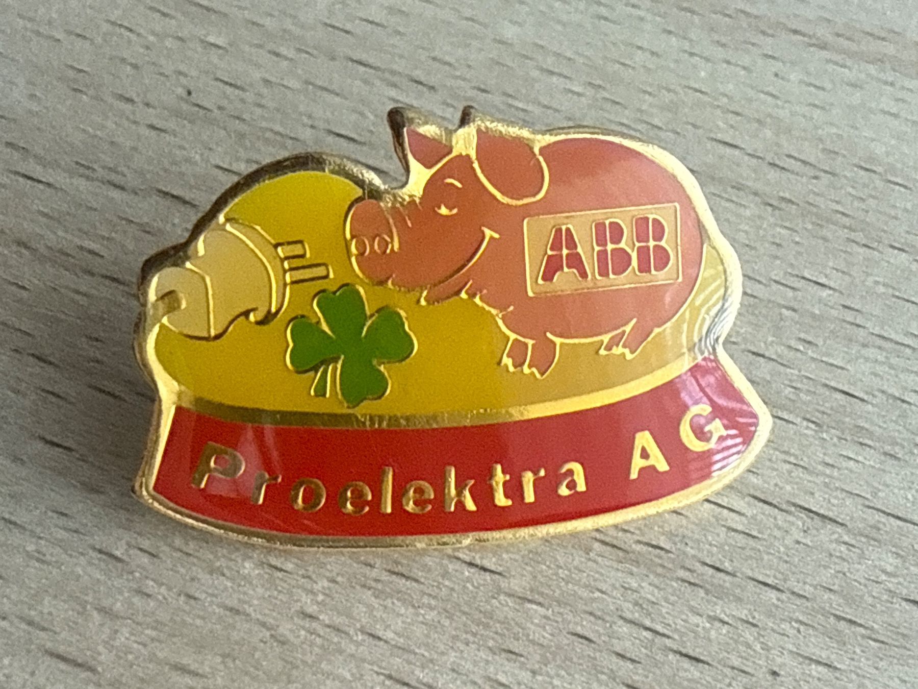 Placchette & Badge: Pin ABB Proelektra AG – Usato da Glattbrugg venduto da Schweigmatt