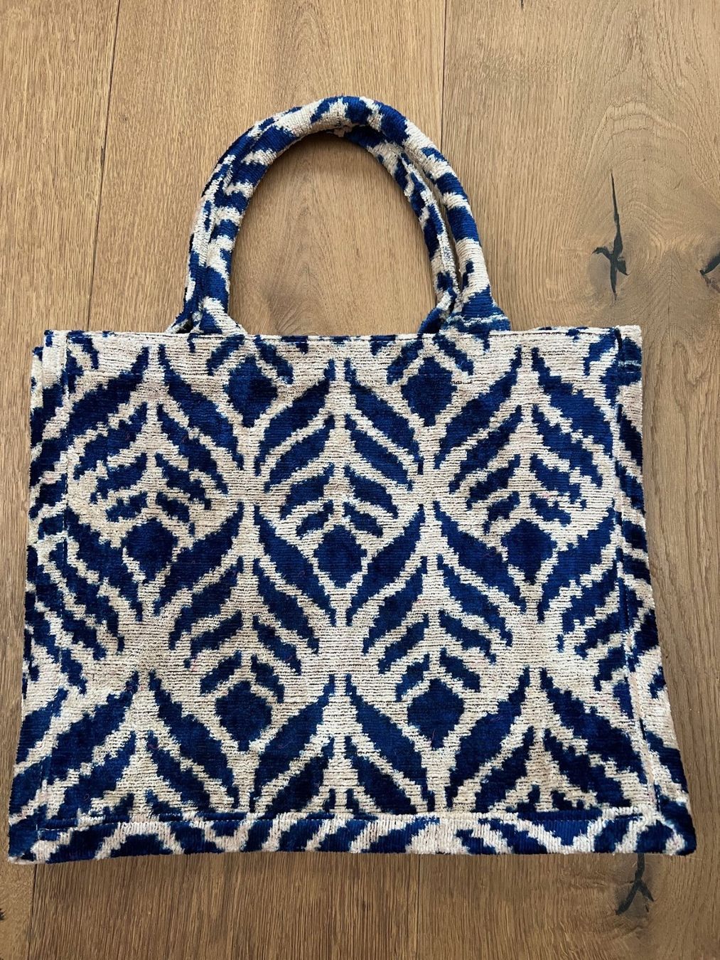 Borse da donna: Tasche Les-Ottomans NEU – Nuovo (secondo la descrizione) da Küsnacht ZH venduto da Line_1967