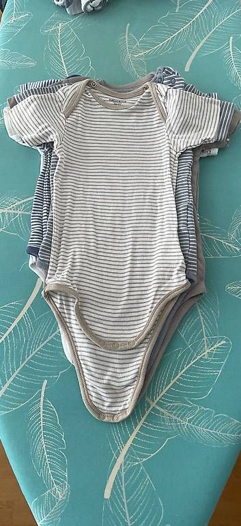 Biancheria intima: Kurzarm Body  Grösse 86/92 – Usato da Wollerau venduto da chw87