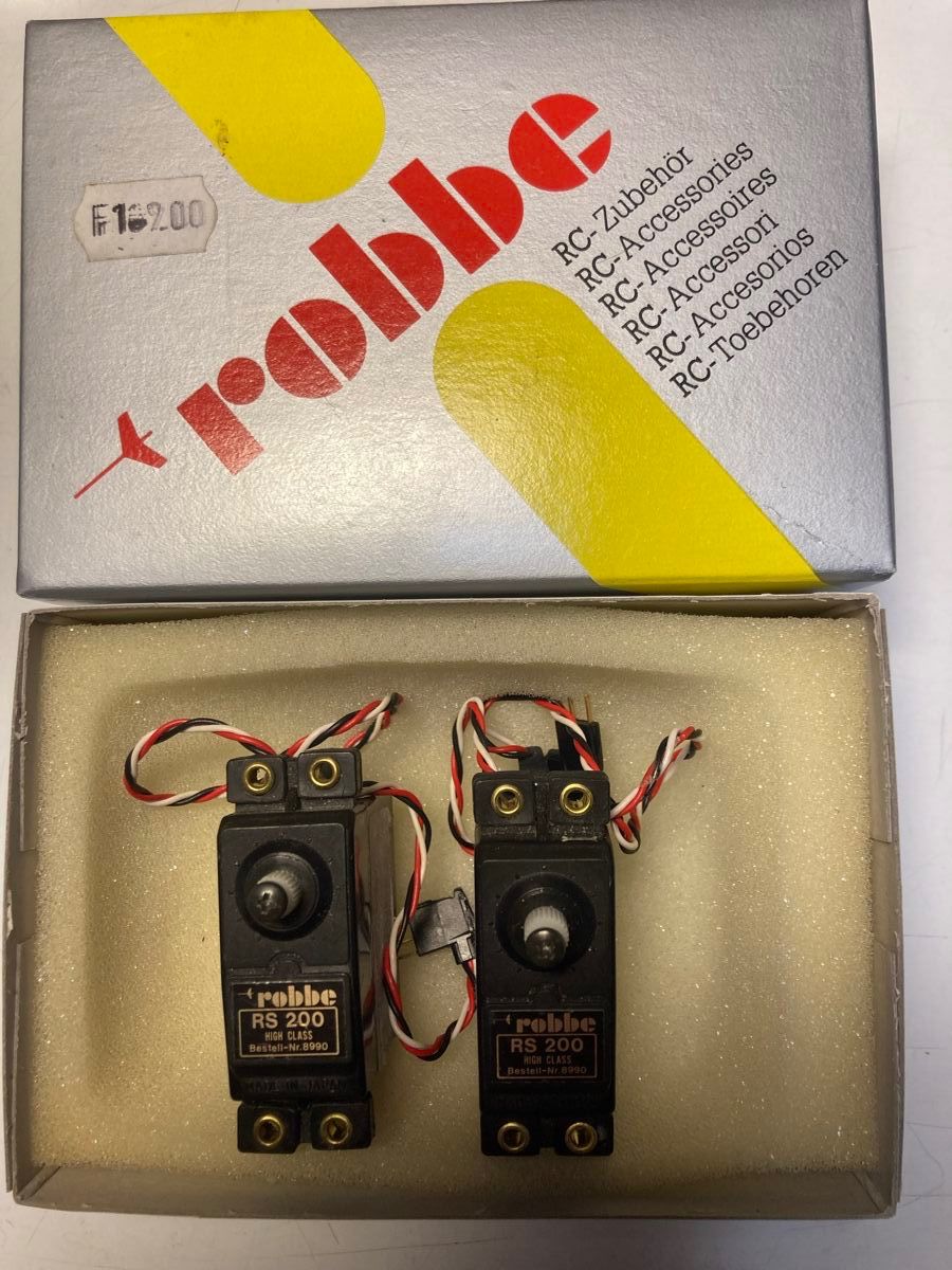 Robbe Modellismo RC: ROBBE-Servos für Modellbau – Usato da Kehrsatz venduto da TAURUS1954 4