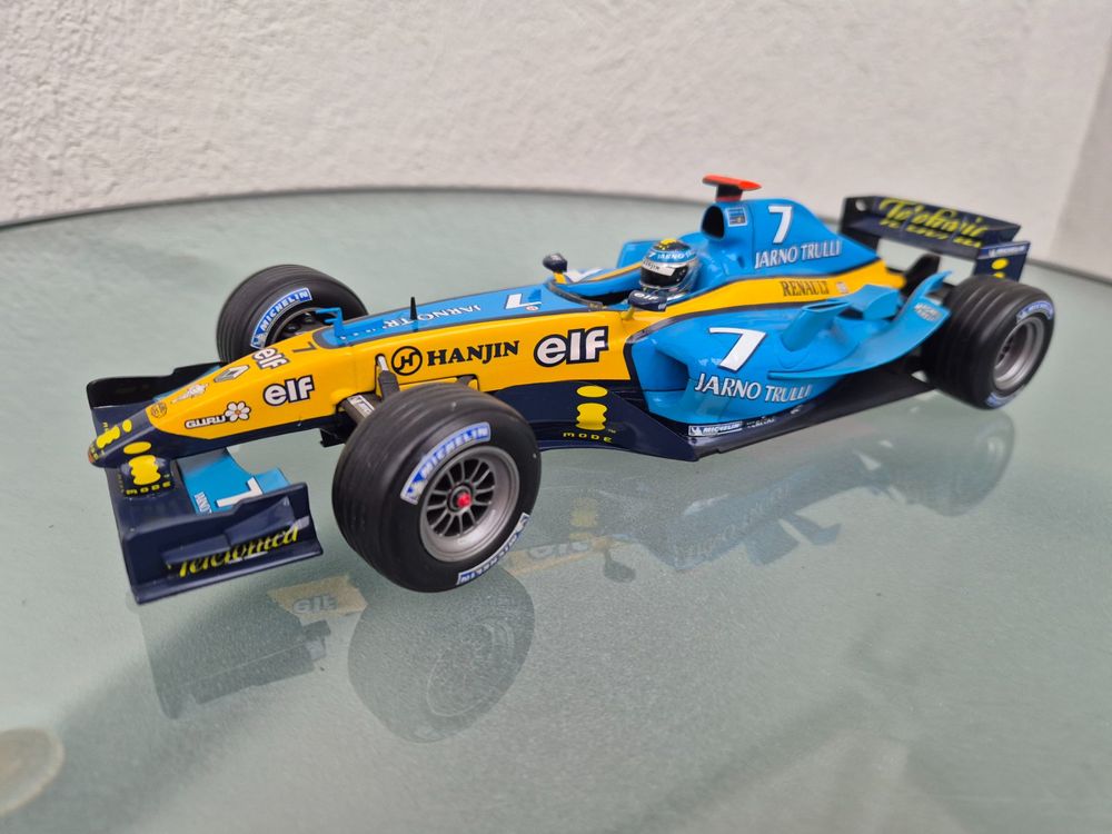 Renault R24 Jarno Trulli von Hot Wheels 1:18 (Gebraucht) in ...