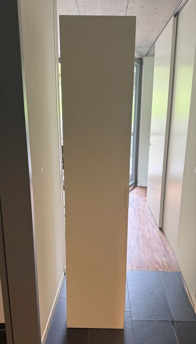 Ikea Scaffali: Ikea Schrank – Usato da Winterthur venduto da hunzerhund
