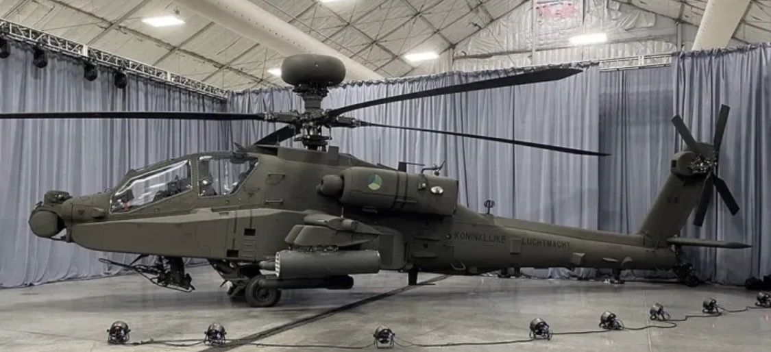 Kits de montage: Elite Force Apache – D'occasion à Wil SG par Wizard5 6