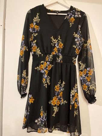Kleid von Vero Moda Gr. XS