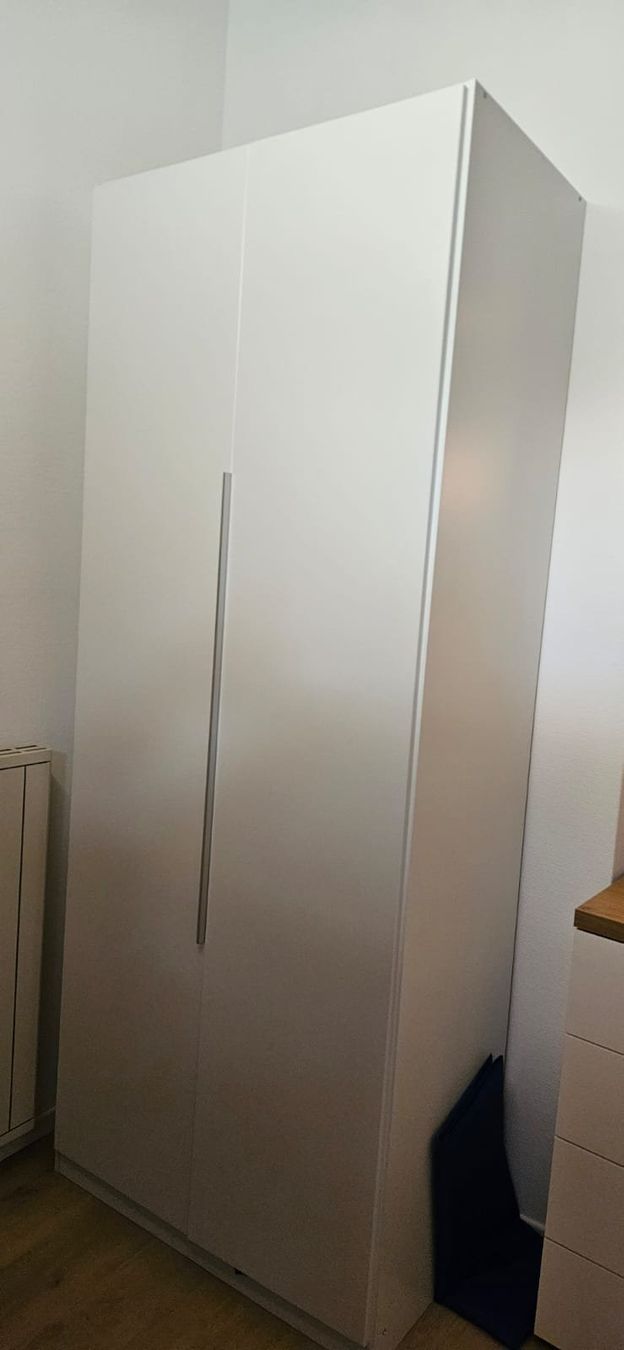 Armadi: Kleiderschrank – Usato da Wetzikon ZH venduto da Krawa1337