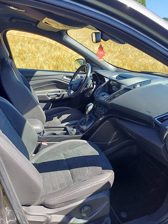 Automobili: Ford Kuga 2.0 TDCi 4x4 – Usato da Chavannes-Forts venduto da cha_v8pr 2