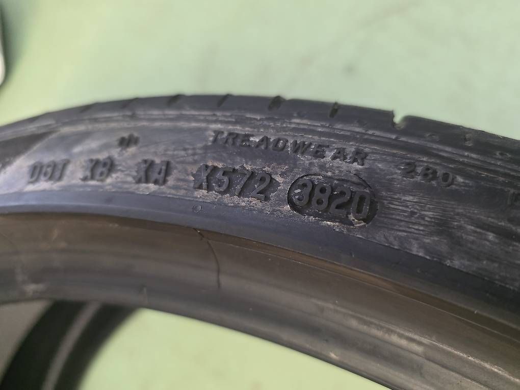 Pirelli Pneumatici & Ruote complete: 2x Pirelli P Zero   285 30 ZR22  101Y – Usato da Rümlang venduto da AZAutozubehor 2