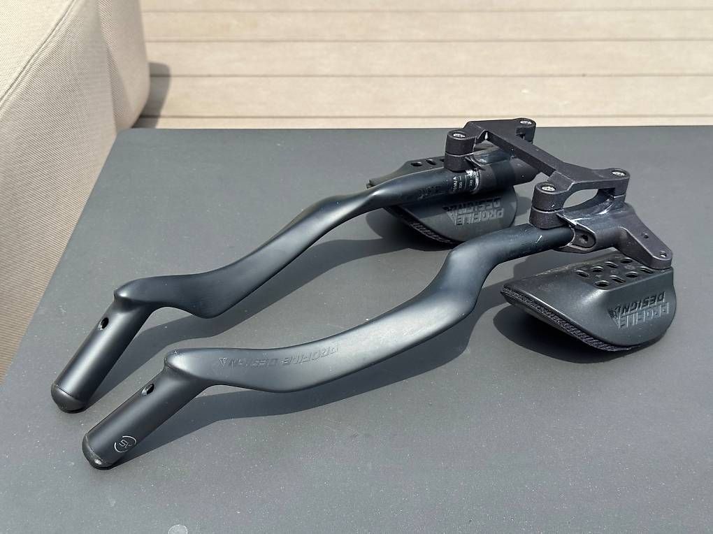 Pièces détachées: Canyon Aeroad Aerobars / Conversion Kit (Triathlon) – D'occasion à Männedorf par Kung_Fu_Panda 1