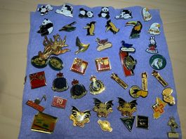 Lot de 40 pins divers collection variée état d'occasion