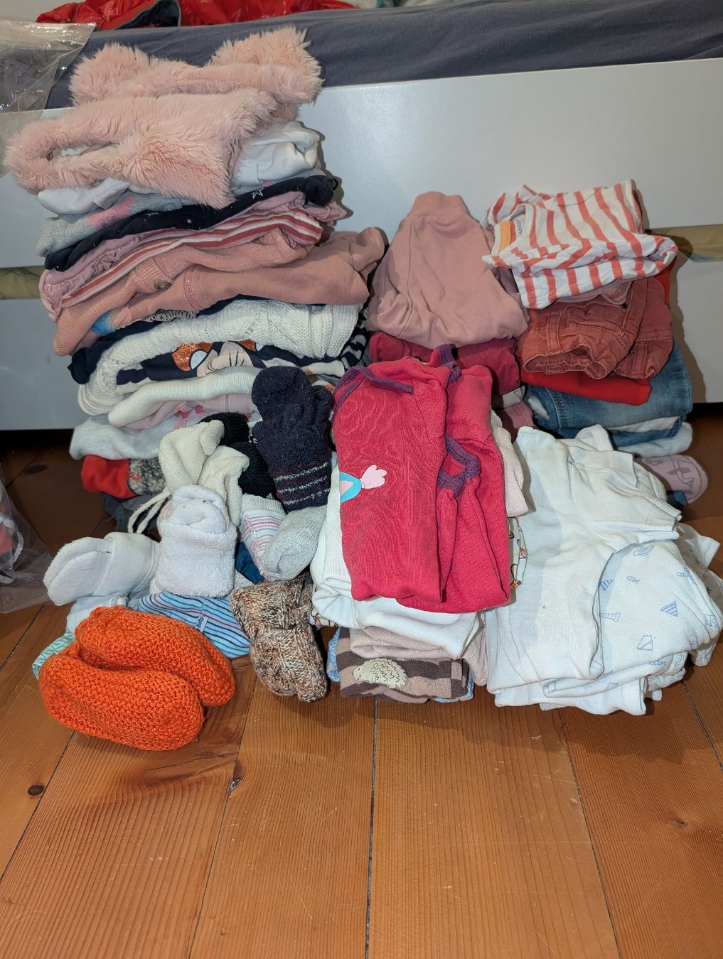 Ensembles coordonnés: XXL Kleiderpaket Mädchen 74 – D'occasion à Wallisellen par Hirshleifer