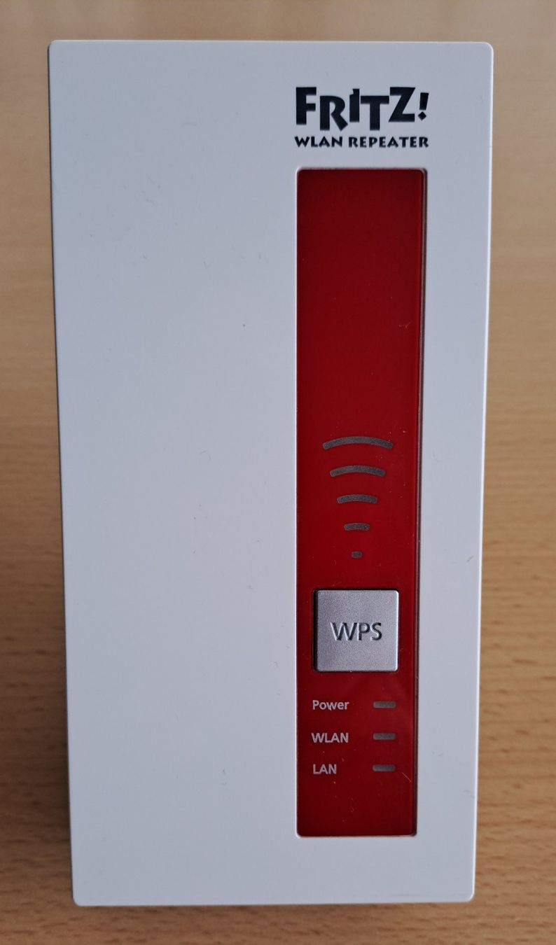 Wlan: FRITZ! WLAN Repeater 1750E – Gebraucht aus Root von Achromat