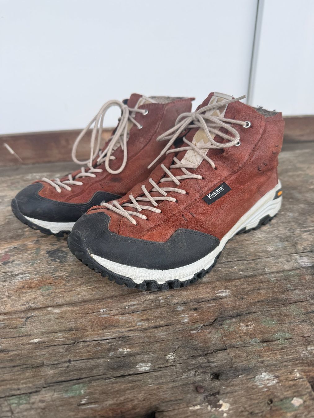 Scarpe per ragazzi: Wanderschuhe Kinder, Grösse 37 – Usato da Hausen AG venduto da neocortex