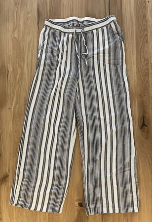 Gestreifte Sommerhose