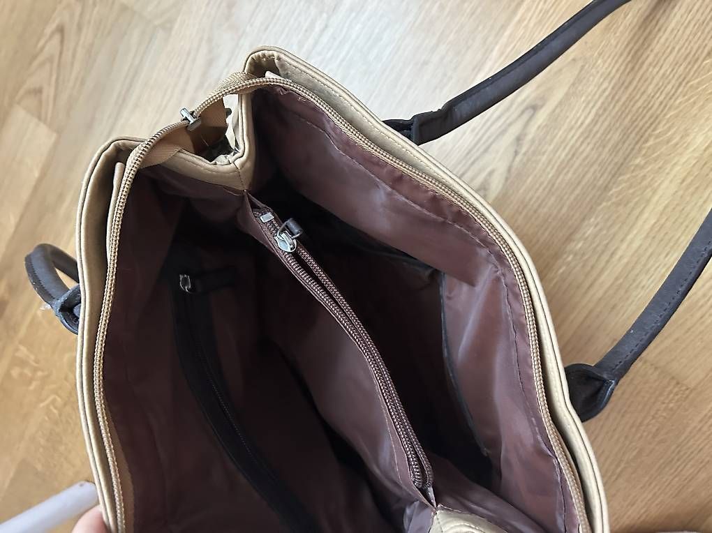 Taschen für Damen: Tasche – Gebraucht aus Schüpfheim von car_7slp 1