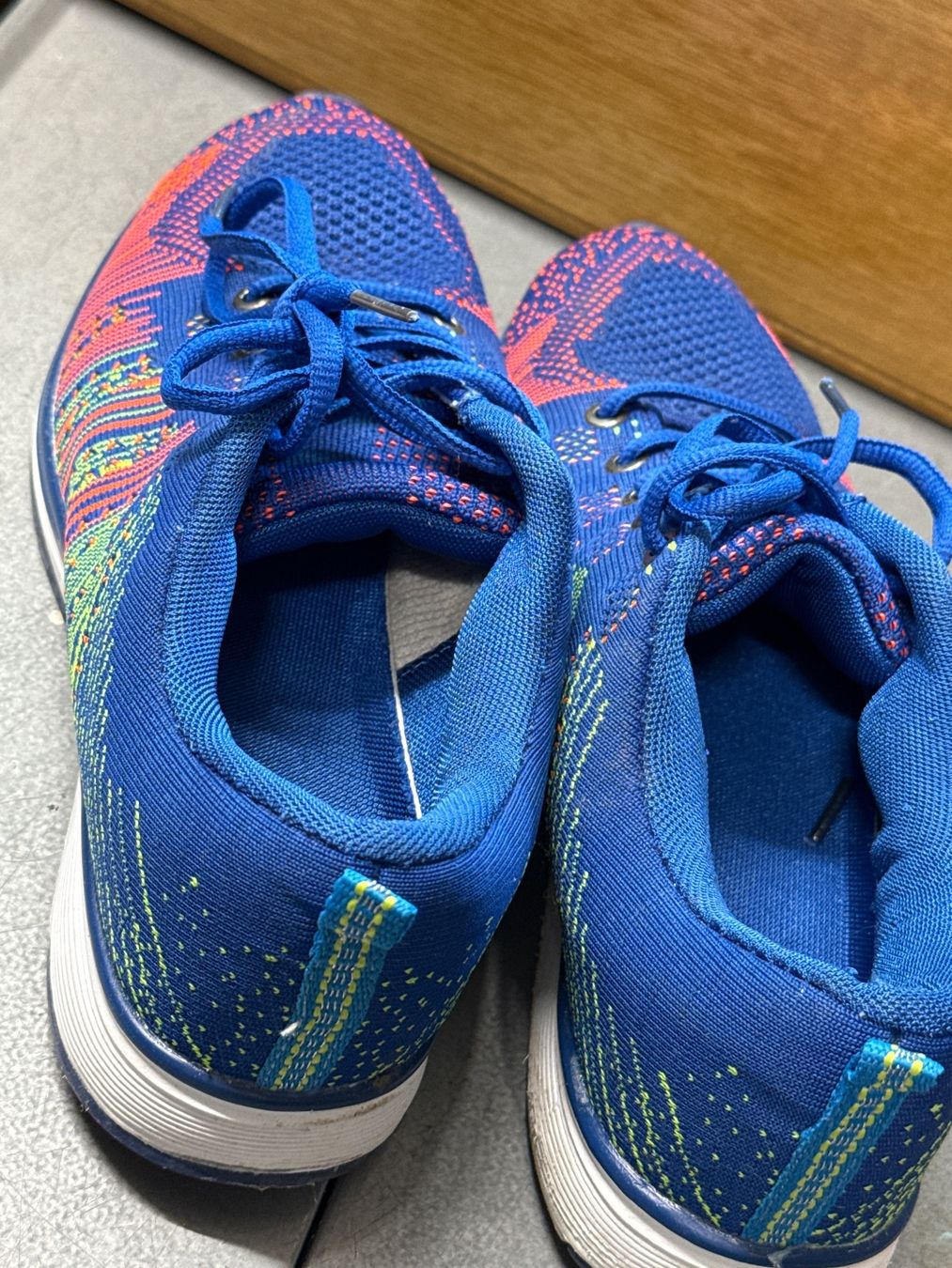Herrenschuhe: leichte Sportschuhe, 39 – Gebraucht aus Amriswil von used2use 2