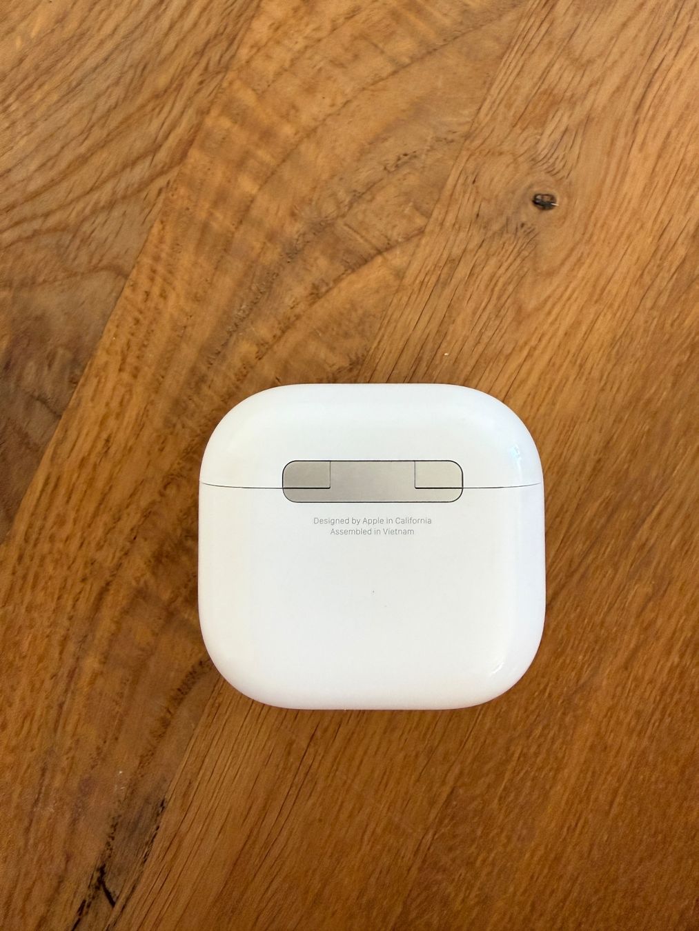 Apple Cuffie: APPLE AirPods 4 Charging Case ANC – Usato da Lausanne venduto da Nine1982 5