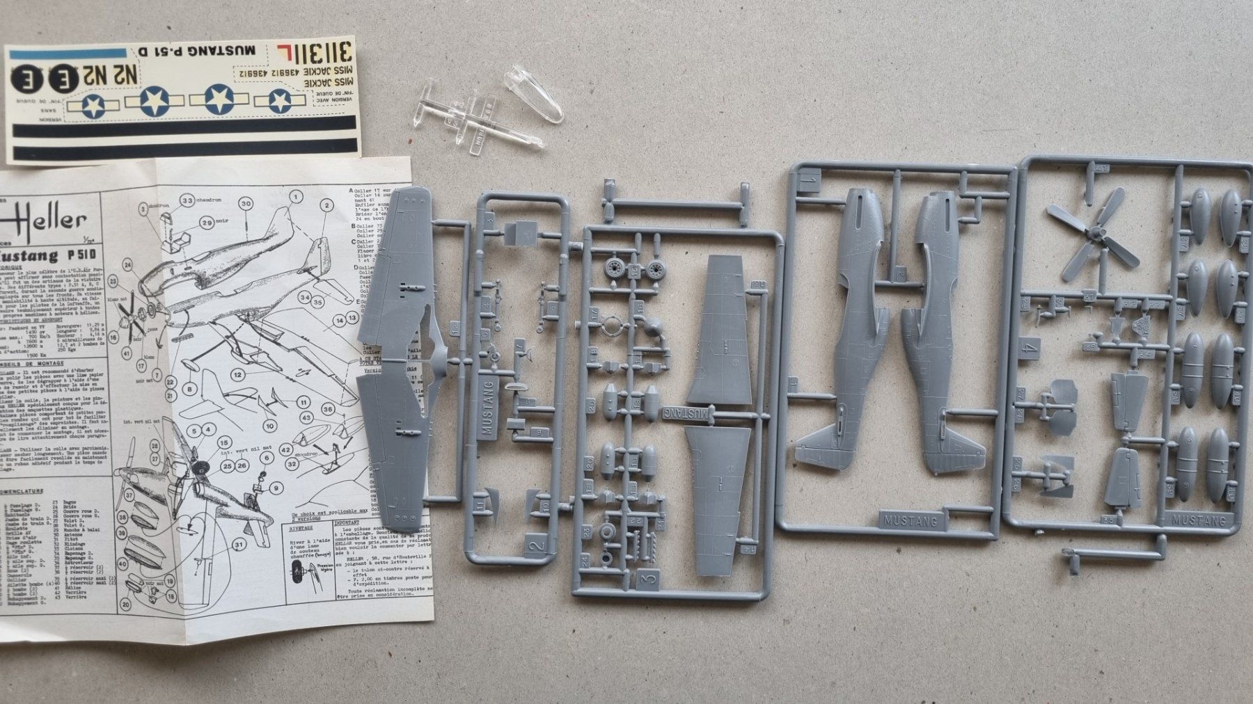 Heller Kit di modellismo & Modellini statici: 1/72 Heller P-51D (085) – Usato da Grand-Lancy venduto da LFW 1