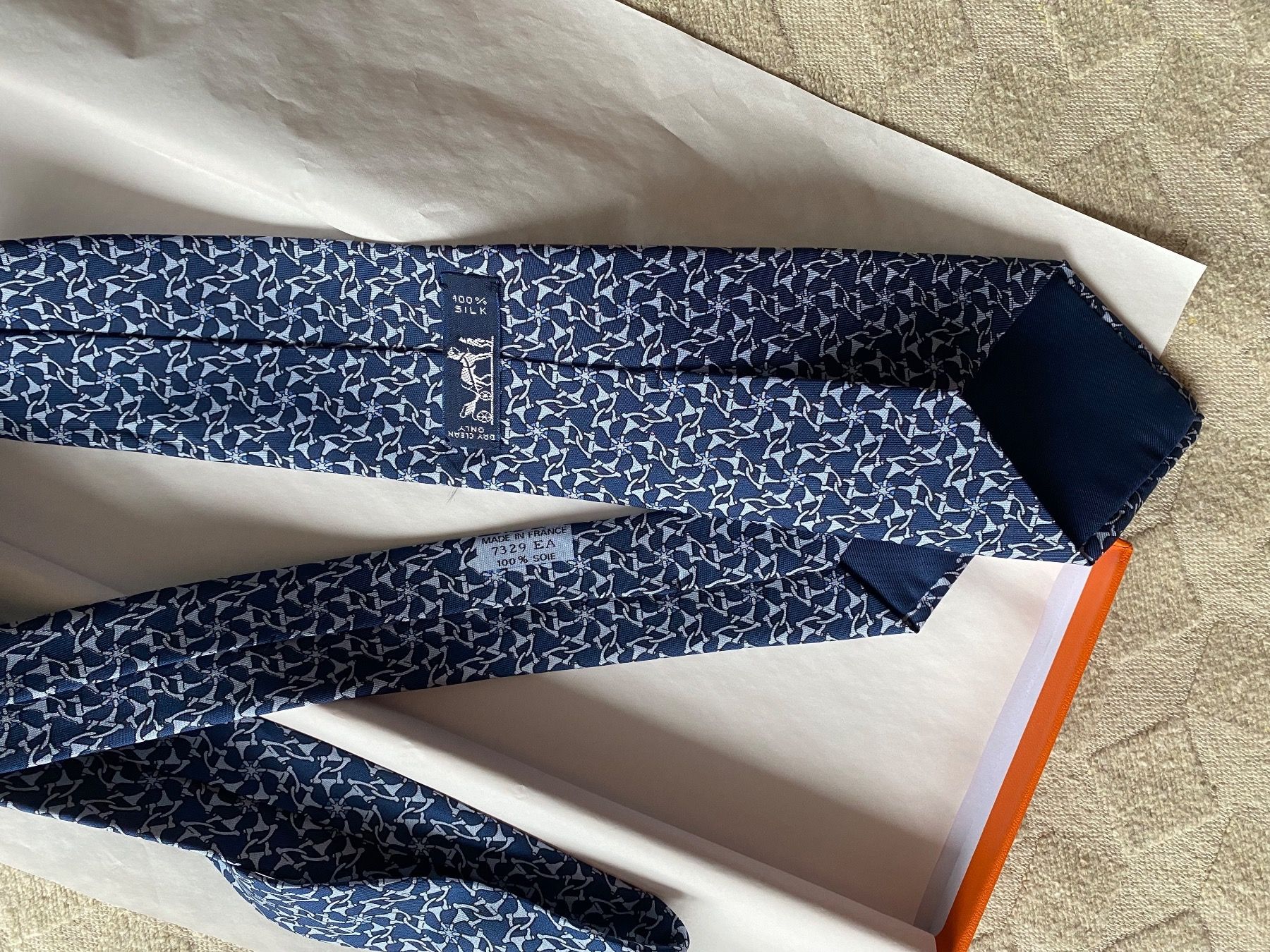 Hermès Cravatte: Original HERMÈS Paris Krawatte  - 100 % Seide - inkl. Box – Nuovo (secondo la descrizione) da Besazio venduto da lionheart63 4