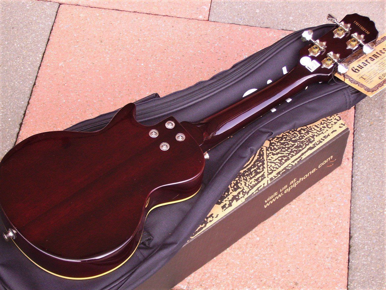 Epiphone Strumenti musicali: spezielle Sopran-Ukulele EPIPHONE – Nuovo (secondo la descrizione) da Wöschnau venduto da Musikhaus-Luethy5012 3
