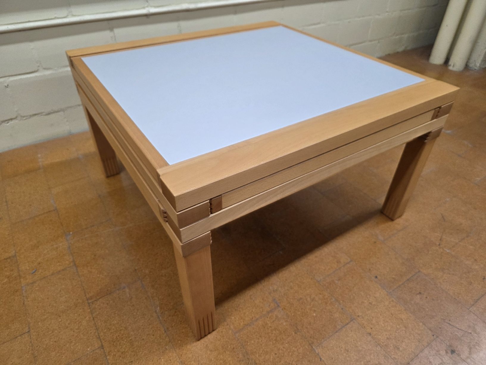 Tische: Hexa Designer Couchtisch von Bernard Vuarnesson – Gebraucht aus Lichtensteig von Usedinstorecom