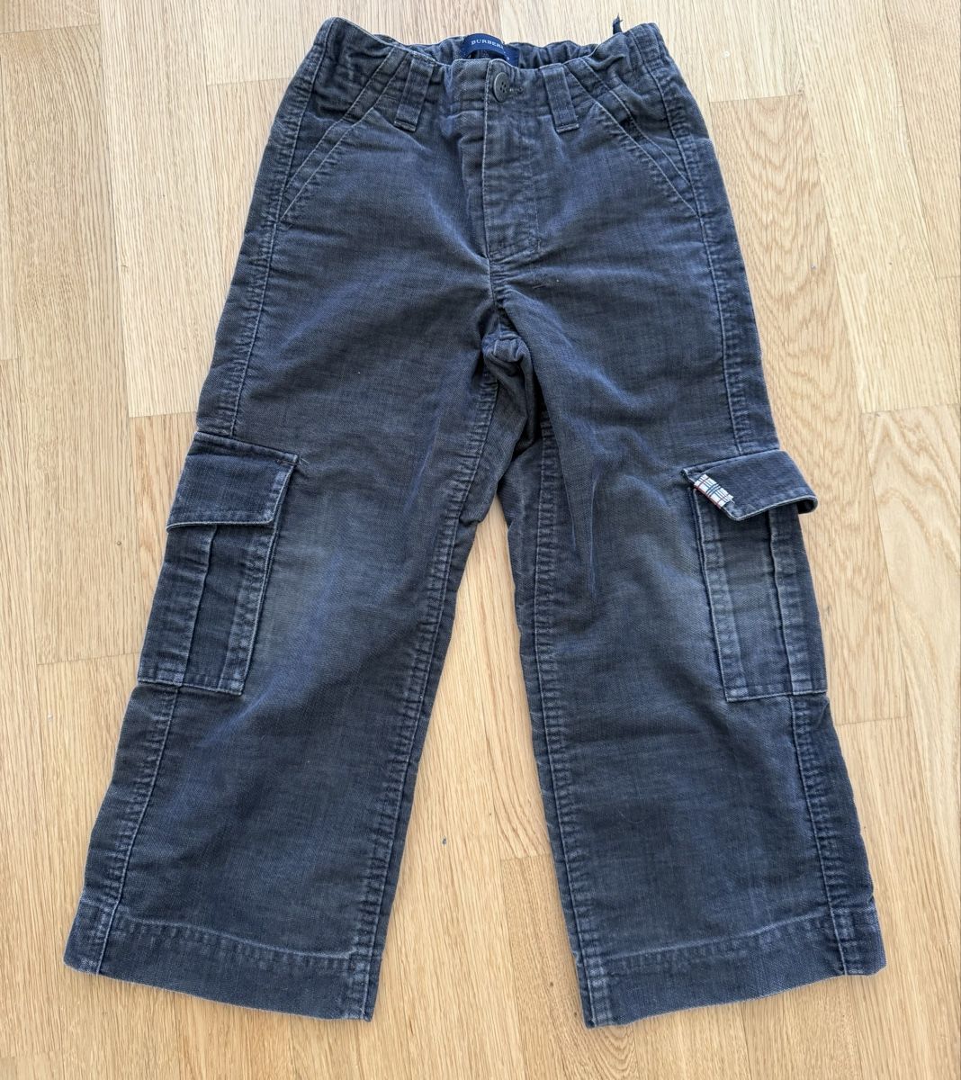 Burberry Pantaloni: Burberry - Pantalon, Taille 5 – Usato da Genève venduto da valmath